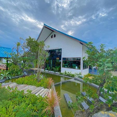 Srihome ยายศรีโฮมแอนแคมป์ปิ้ง Ban Don Tum Ngoại thất bức ảnh