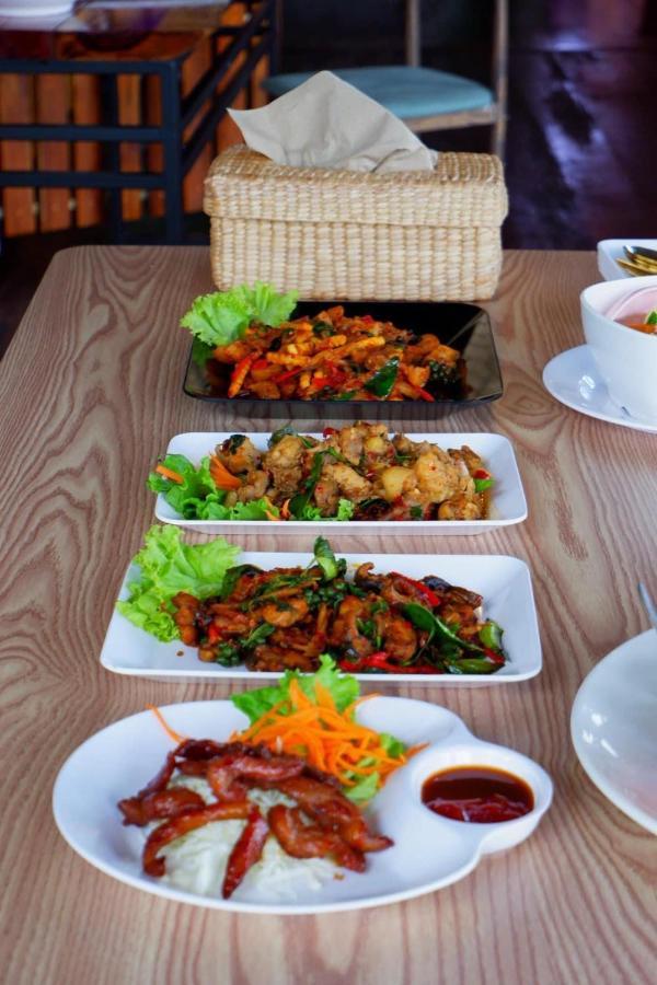 Srihome ยายศรีโฮมแอนแคมป์ปิ้ง Ban Don Tum Ngoại thất bức ảnh