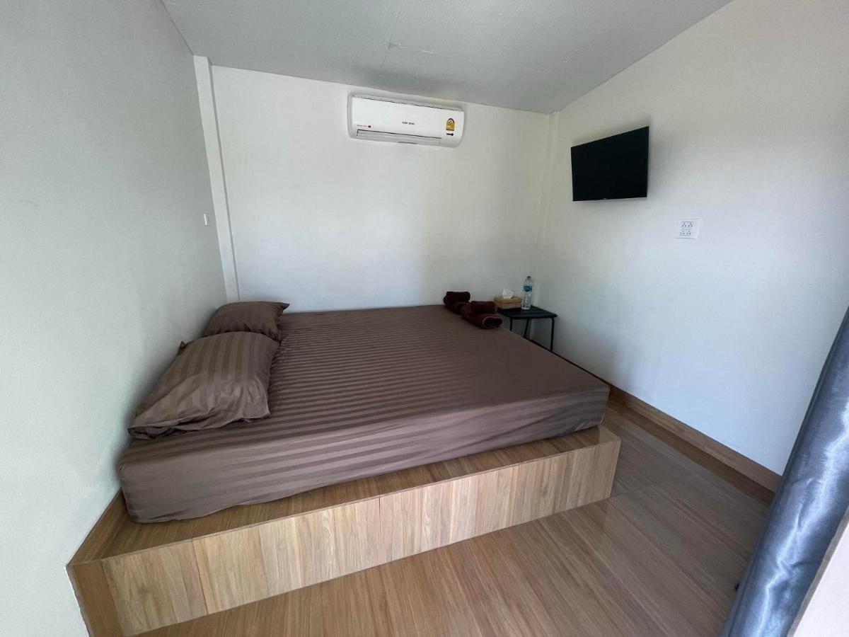 Srihome ยายศรีโฮมแอนแคมป์ปิ้ง Ban Don Tum Ngoại thất bức ảnh