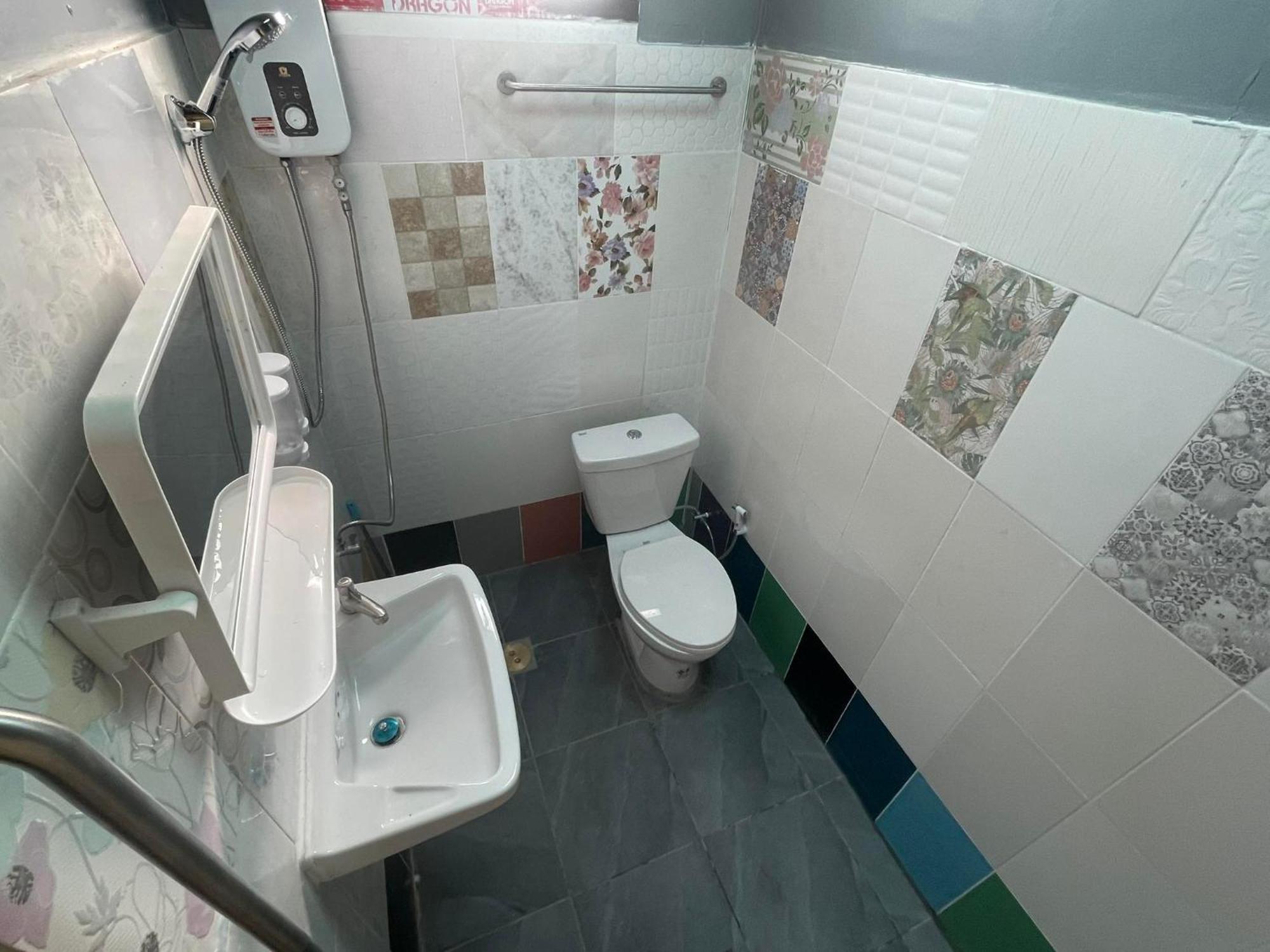 Srihome ยายศรีโฮมแอนแคมป์ปิ้ง Ban Don Tum Ngoại thất bức ảnh